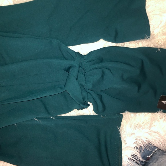 Emerald green Pretty Little Thing jumpsuit - Picture 2 of 4